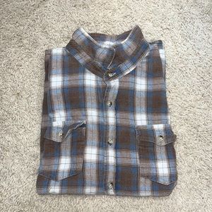 flannel, size XL, in good condition.